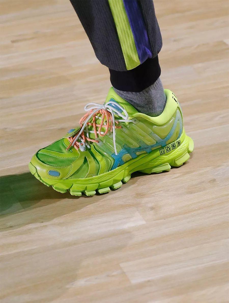 开云官网-关于重返赛场引发热议！，Ning在美国队比赛中锐不可当观众掌声雷动的信息