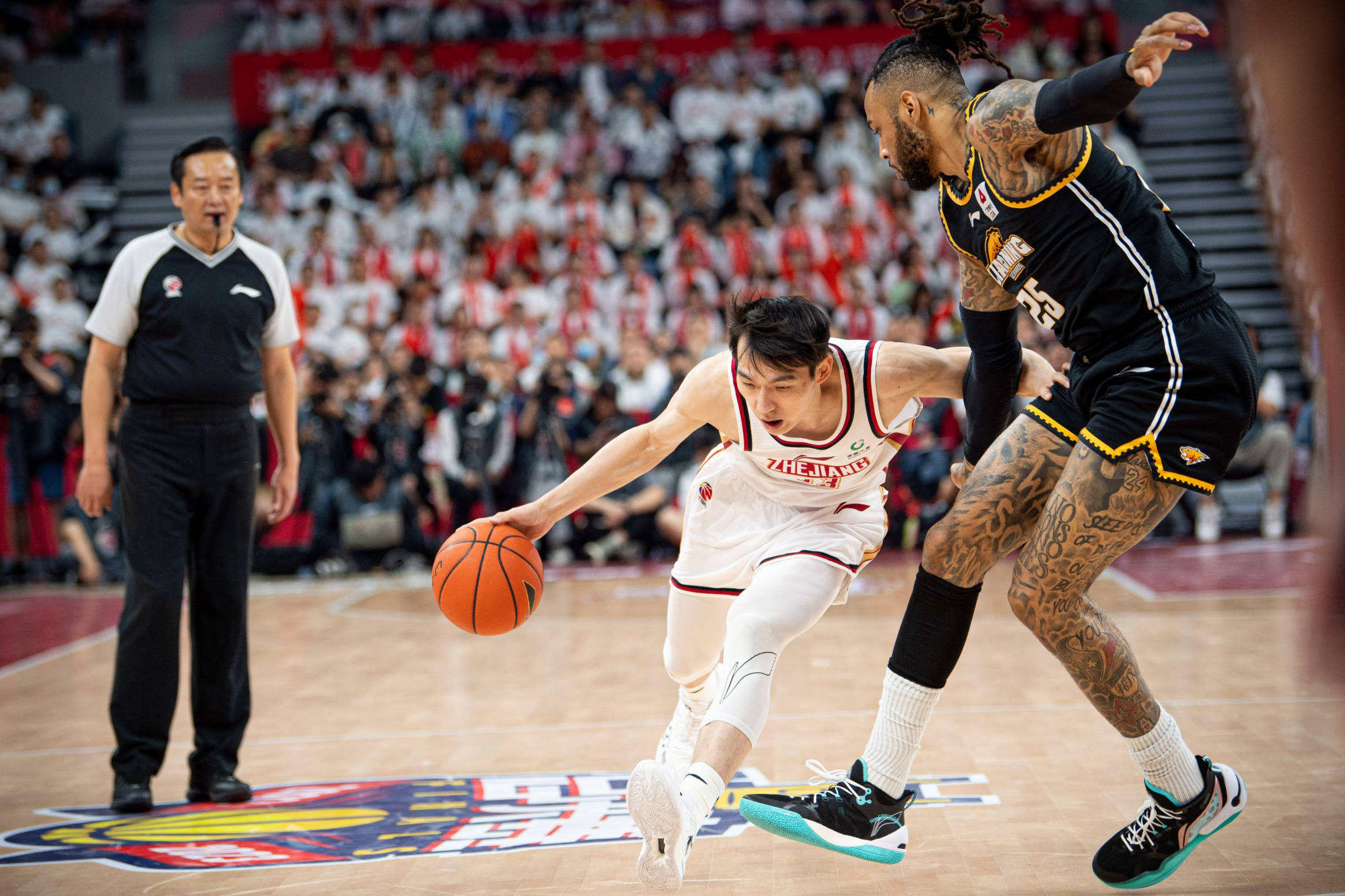 开云app-清晨浙江队备战全明星赛，防线松动细节曝光，震撼外界，阵容厚度经受考验(空突利刃是哪个部队)