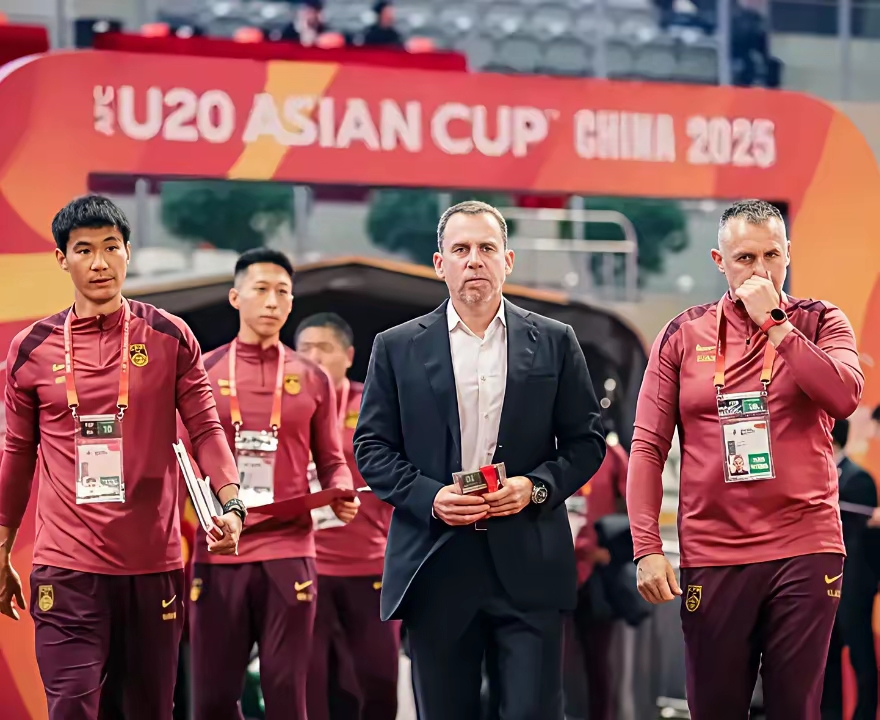 开云app-意大利杯今晨再迎强敌,阿贾克斯更衣室发声,主帅态度:质疑声仍在,纪律约束更严格的简单介绍