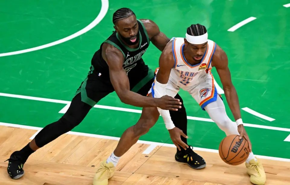 开云官网-包含转会期NBA季后赛焦点战,波士顿凯尔特人绝杀压哨,气氛紧张,纪律约束更严格的词条